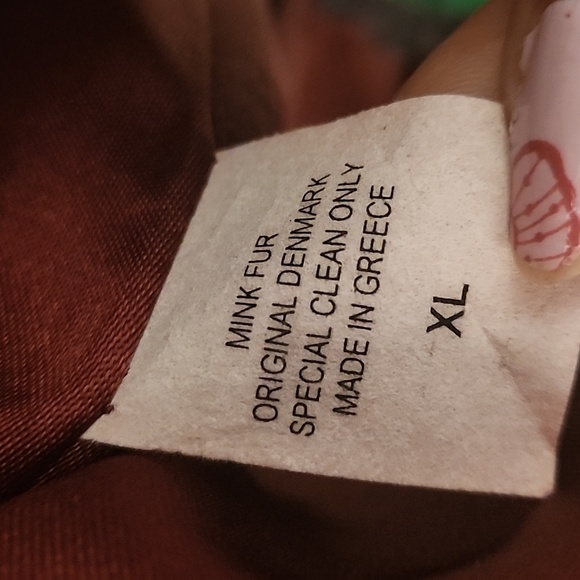 100% Genuine Mink Fur Jacket - Picture 5 of 5